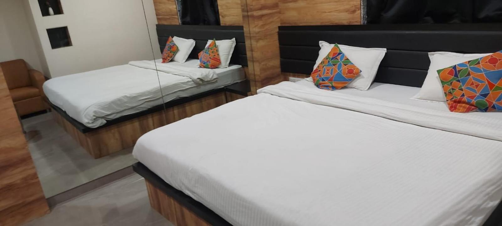 Glitz Hotels Sai Guest House - Nr Inorbit Mall Vashi Navi Mumbai Exterior foto
