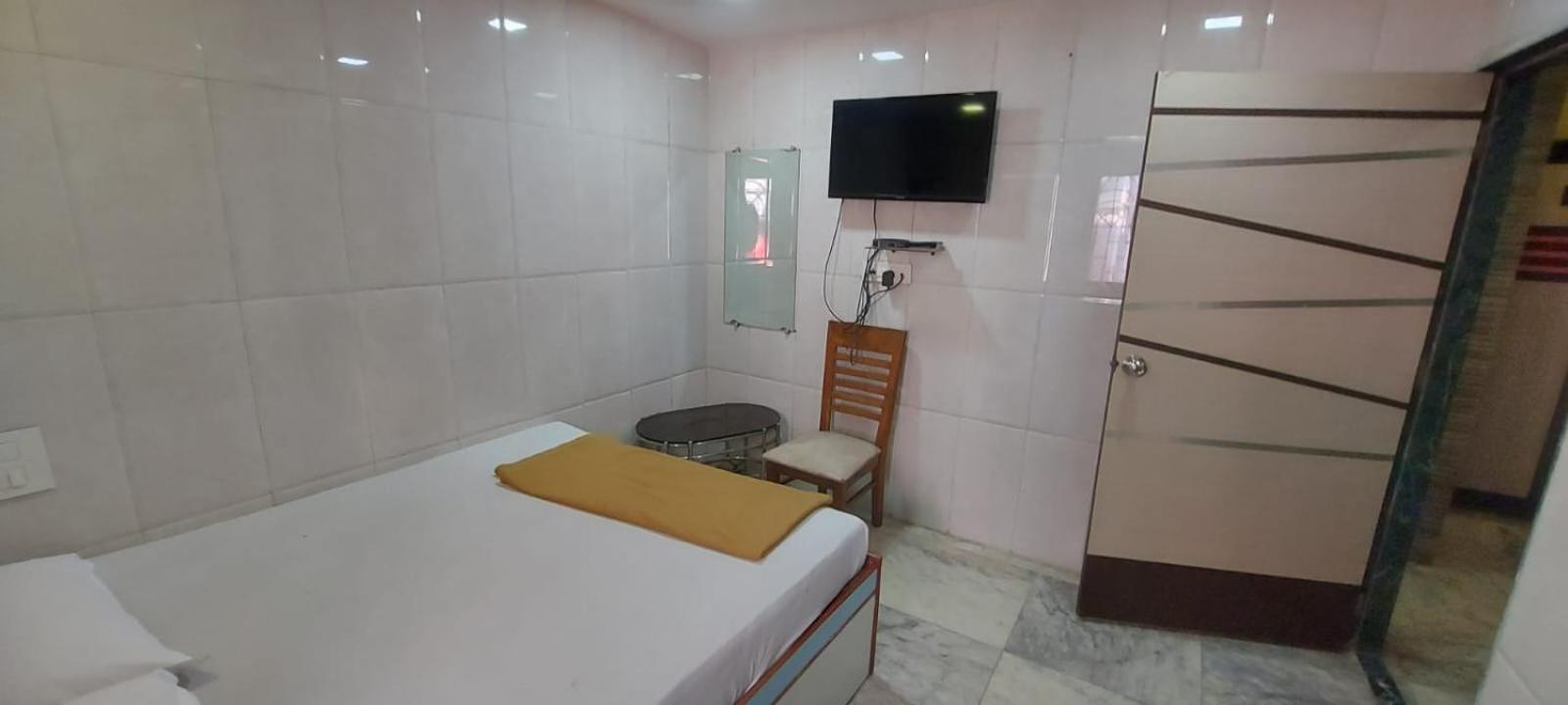 Glitz Hotels Sai Guest House - Nr Inorbit Mall Vashi Navi Mumbai Exterior foto